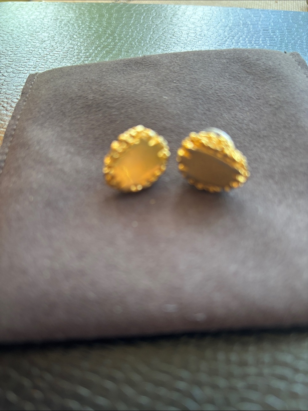 Classic Gold Scalloped Round Stud Earrings